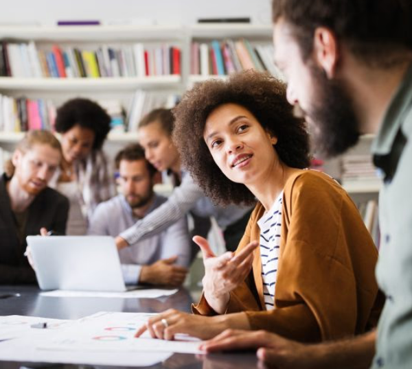 Choosing Online Tutoring in the UAE